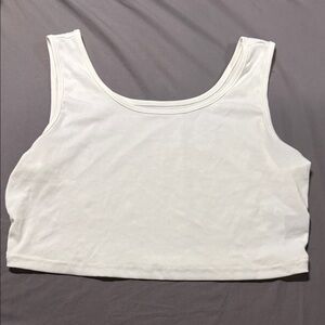 SHEIN White Ribbed Crop Top